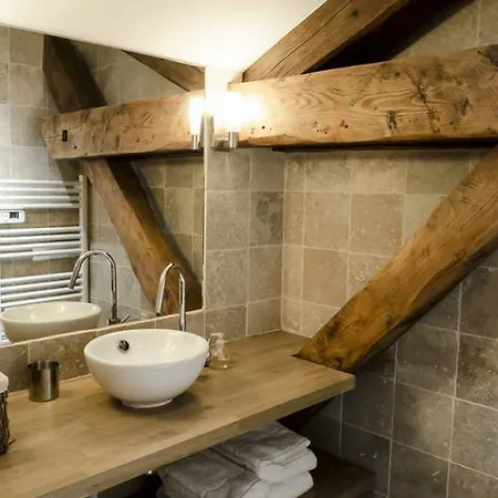 La Maternite ゲストハウス Villieu