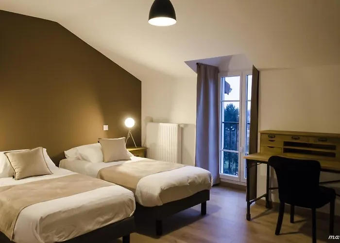 La Maternite 3* Villieu